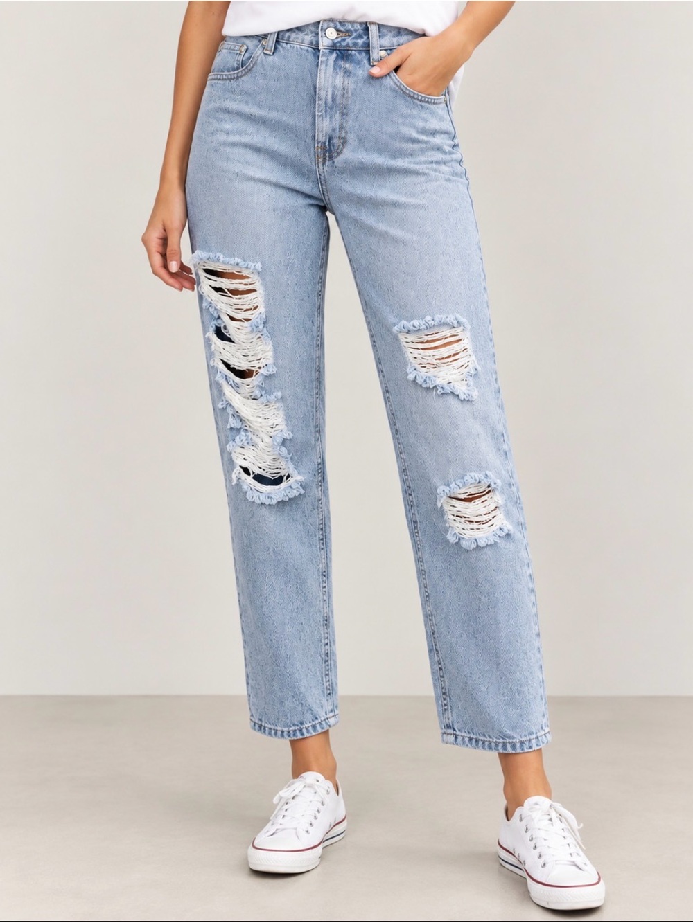 ❤️LUCKY BRAND high-rise distressed relaxed fit jeans